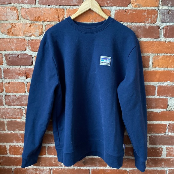 Patagonia Tops - Patagonia navy blue crew neck